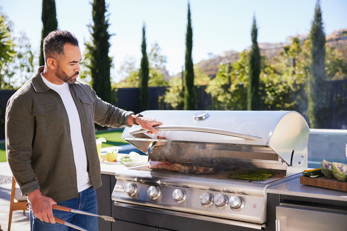 Blaze LTE+ 4-Piece 40" Outdoor Kitchen Package with Refrigerator & PCM Components – LTE+ 40" grill (view 4)